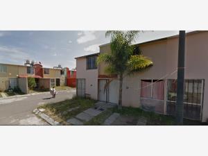 Casa en venta en Galaxia Bonito Jalisco, El Salto — foto 3 de 7