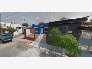 Casa en venta en Lindavista, Villa de Álvarez — foto 2 de 10