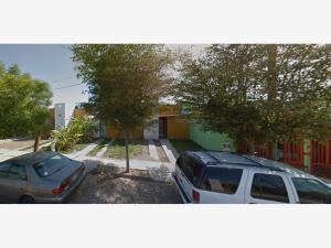 Casa en venta en El Centenario, Villa de Álvarez — foto 2 de 10