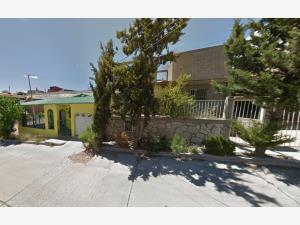 Casa en venta en Heroica Nogales Centro, Nogales — foto 2 de 22