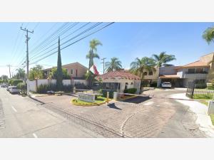 Casa en venta en Parque de La Castellana, Zapopan — foto 2 de 13