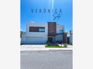 Casa en venta en Mision de los Lagos, Juárez, Chihuahua Casa en venta en Mision de los Lagos, Juárez, Chihuahua