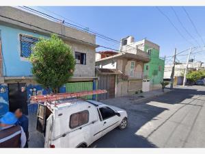 Casa en Jose Lopez Portillo, Iztapalapa, Ciudad de México