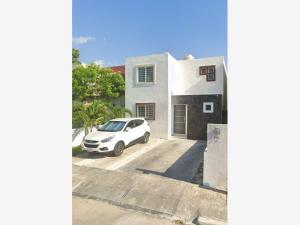 Casa en venta en Luis Echeverria Alvarez, Mérida — foto 2 de 8