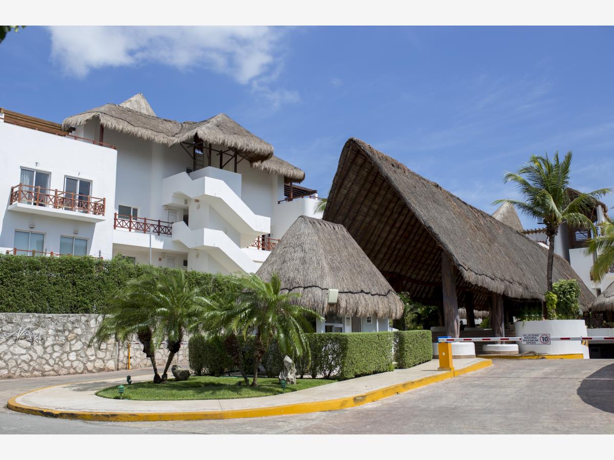 Departamento en renta en Playa del Carmen Centro, Playa del Carmen — foto 1 de 16