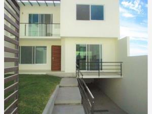Casa en venta en Lomas de Atzingo, Cuernavaca — foto 2 de 7