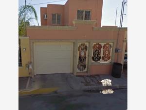 Casa en venta en Los Encinos, Nuevo Laredo — foto 2 de 9