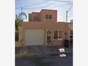 Casa en venta en Los Encinos, Nuevo Laredo — foto 3 de 9