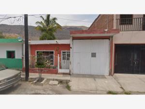 Casa en remate en Ernesto Che Guevara, Ixtlán del Río, Nayarit