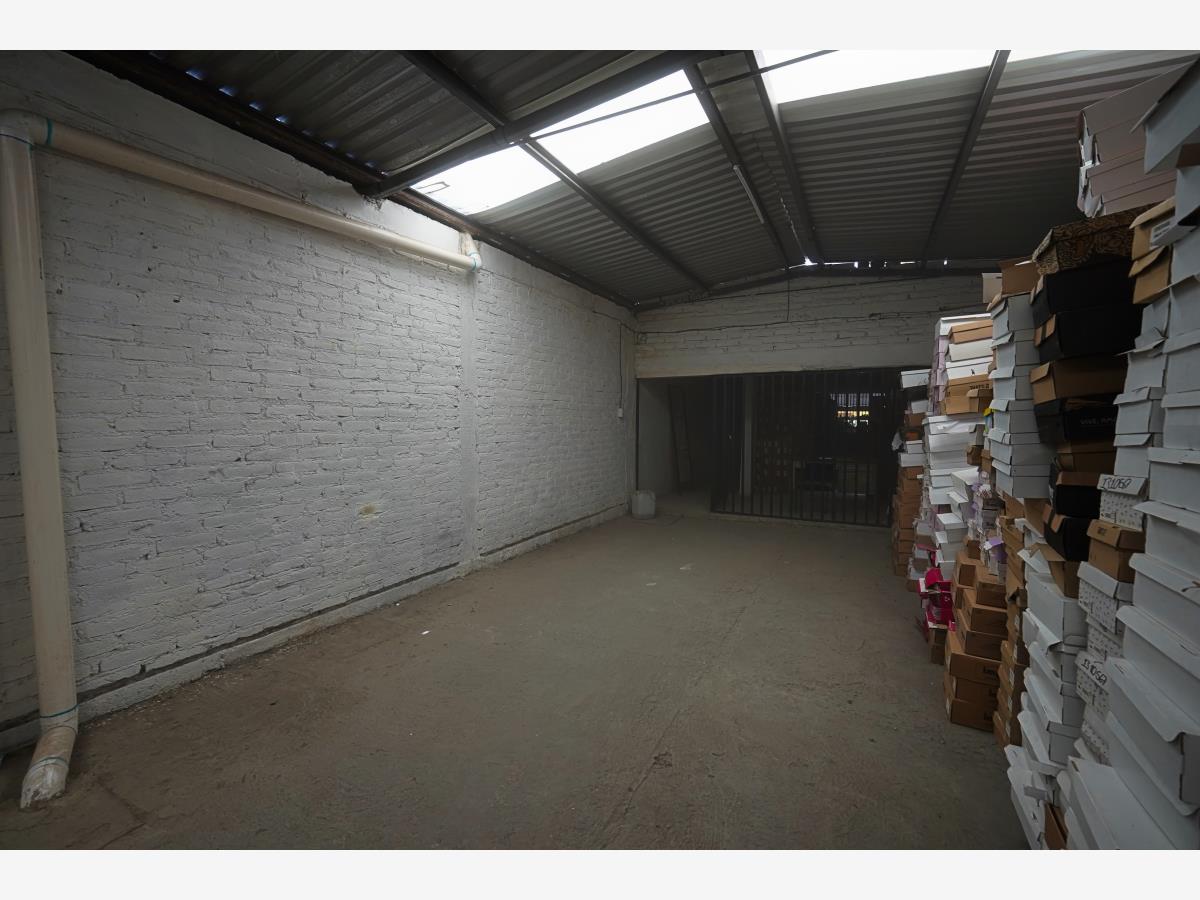 Bodega en venta en San Miguel, León — foto 1 de 5