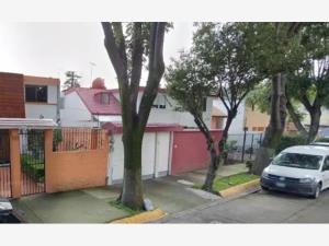 Casa en venta en Valle Dorado, Tlalnepantla de Baz — foto 2 de 4