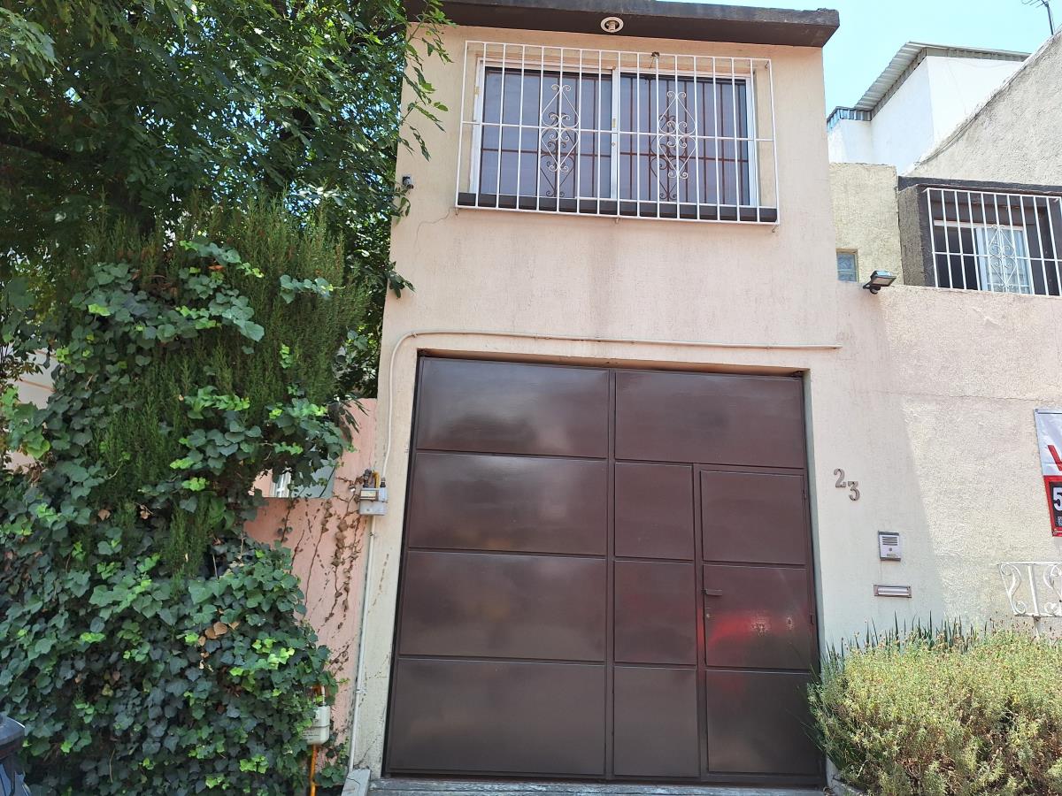 Casa en venta en Lomas Verdes 1a Sección, Naucalpan de Juárez — foto 1 de 26