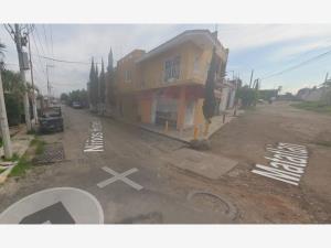 Casa en venta en Tlajomulco Centro, Tlajomulco de Zúñiga — foto 2 de 14