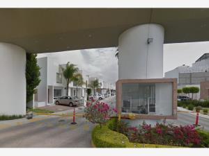 Casa en Mirador del Campanario, Querétaro, Querétaro
