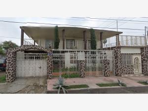 Casa en venta en Palacios, Nuevo Laredo — foto 2 de 13