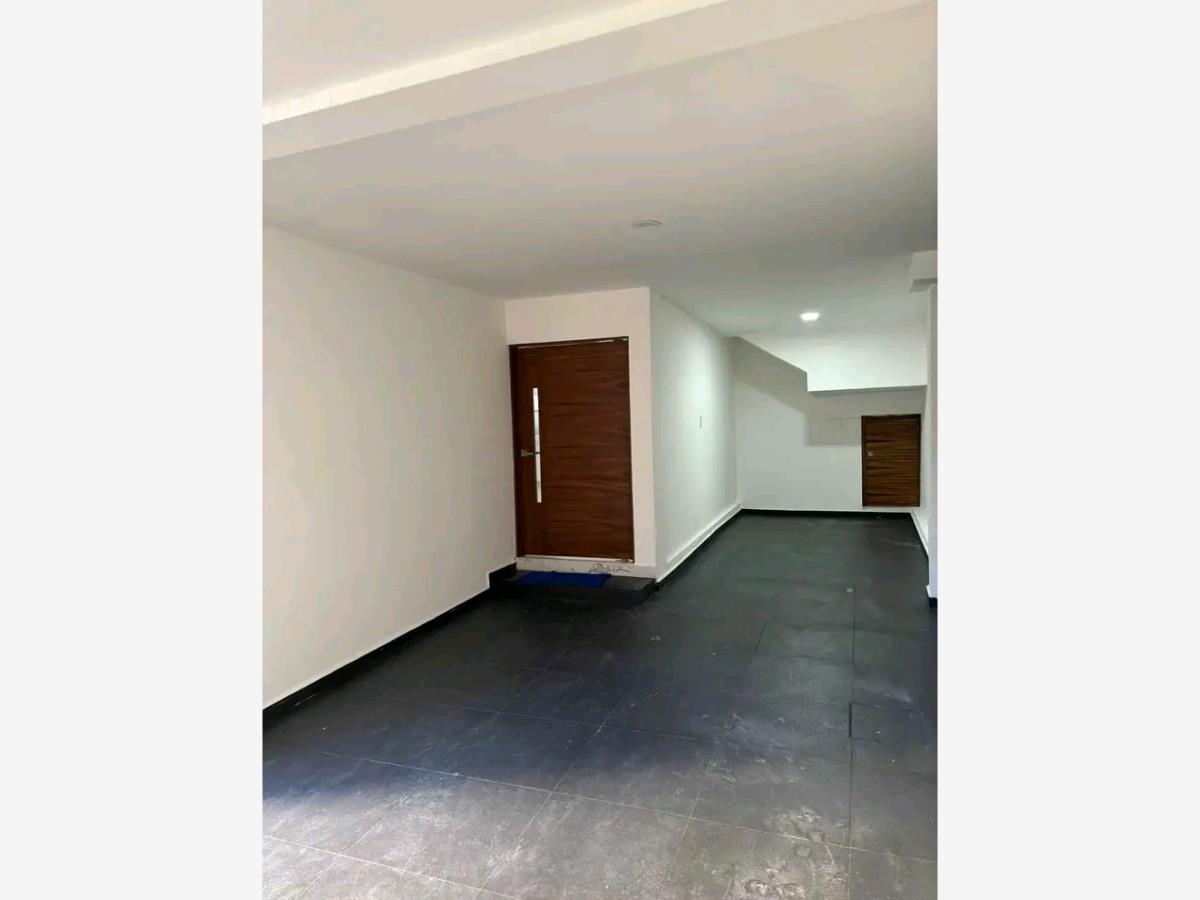 Casa en venta en Miguel Hidalgo, Cuernavaca — foto 1 de 15