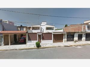 Casa en venta en Dr. Jorge Jiménez Cantú, Metepec — foto 2 de 11