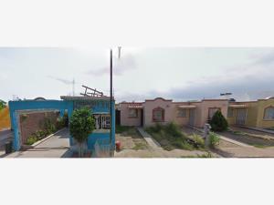 Casa en Villas del Manantial, Culiacán, Sinaloa