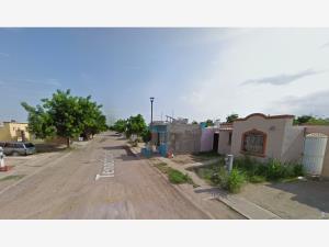 Casa en venta en Villas del Manantial, Culiacán — foto 2 de 11