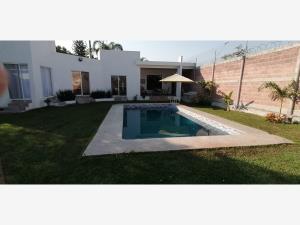 Casa en San Pedro de los Pinos, Xochitepec, Morelos