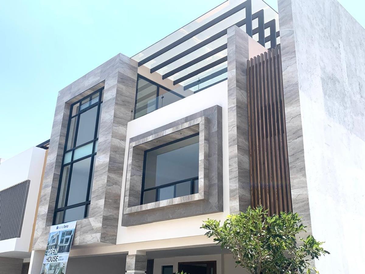 Casa en venta en Lomas de Angelópolis Privanza, San Andrés Cholula — foto 1 de 27