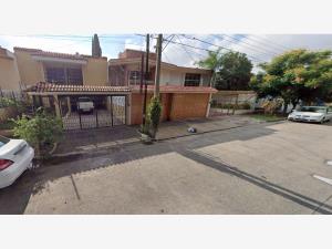 Casa en venta en Bosques de La Victoria, Guadalajara — foto 3 de 18