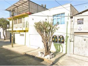 Casa en venta en Moctezuma 2a Sección, Venustiano Carranza — foto 2 de 10
