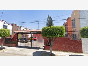 Casa en El Colli Urbano 1a. Sección, Zapopan, Jalisco