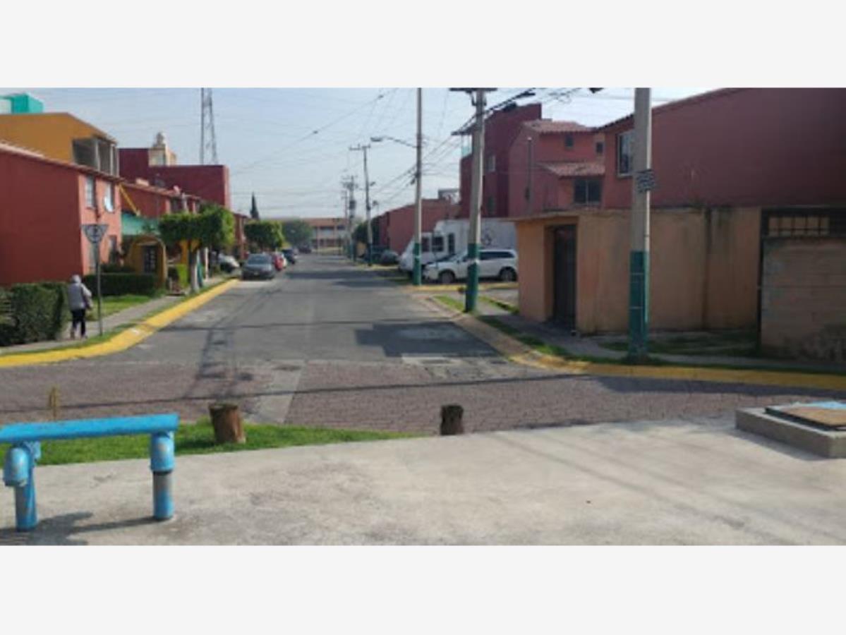 Casa en venta en Los Portales, Tultitlán — foto 1 de 5
