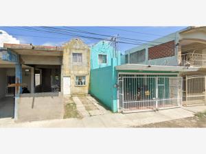 Casa en remate en Villas de San Clemente, Álamo Temapache, Veracruz de Ignacio de la Llave