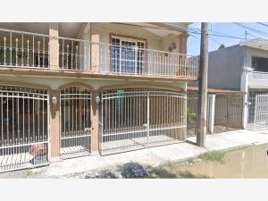 Casa en venta en Villas de San Clemente, Álamo Temapache — foto 3 de 6