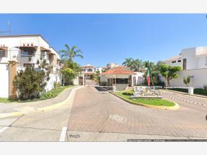 Casa en venta en Parque Regency, Zapopan — foto 3 de 12
