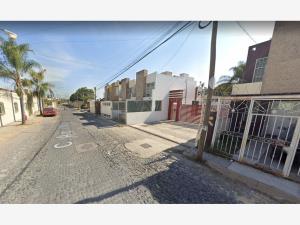Casa en venta en El Campanario, Zapopan — foto 3 de 7