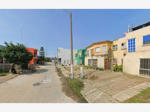 Casa en venta en Puerto Esmeralda, Coatzacoalcos — foto 3 de 11