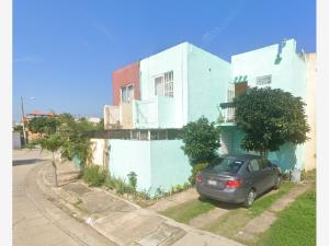 Casa en Puerto Esmeralda, Coatzacoalcos, Veracruz de Ignacio de la Llave