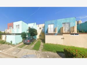 Casa en venta en Puerto Esmeralda, Coatzacoalcos — foto 2 de 11