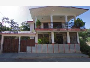 Casa en venta en Burocrata, Iguala de la Independencia, Guerrero