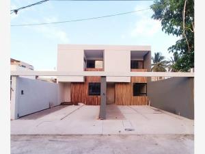Casa en venta en Graciano Sánchez Romo, Boca del Río, Veracruz de Ignacio de la Llave