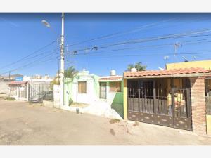 Casa en venta en Hacienda los Eucaliptos, Tlajomulco de Zúñiga — foto 2 de 9