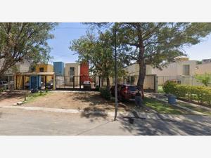Casa en venta en Campo Sur, Tlajomulco de Zúñiga — foto 2 de 10