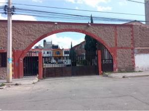 Casa en venta en Jardines de los Claustros IV, Tultitlán — foto 3 de 13