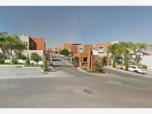 Casa en venta en El Lago 19500, Tijuana — foto 3 de 11