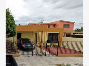 Casa en Reparto Granjas, Mérida, Yucatán