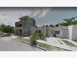Casa en venta en Playa del Carmen Centro, Playa del Carmen — foto 2 de 7