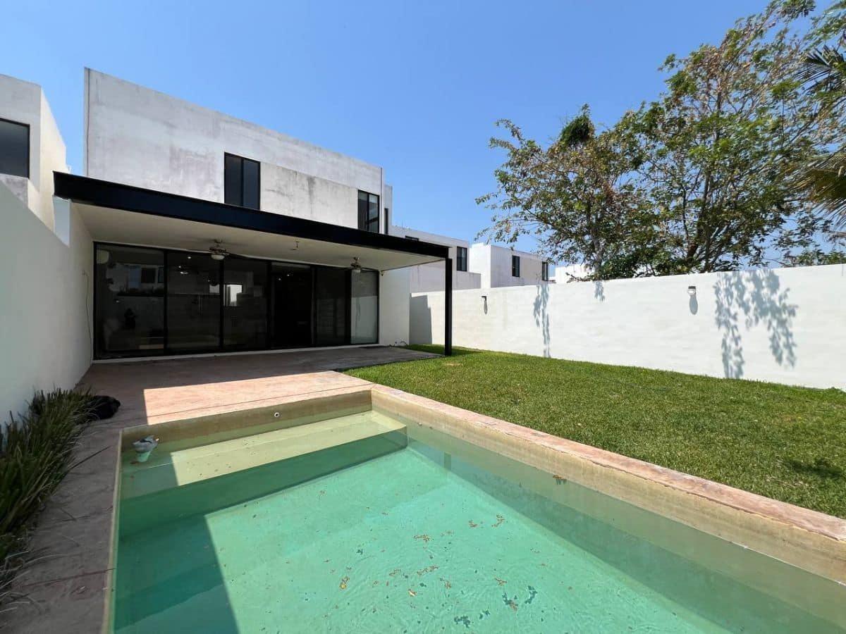 Casa en renta en Villas Cholul, Mérida — foto 1 de 15