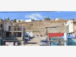 Casa en venta en El Laurel I, Tijuana — foto 2 de 11