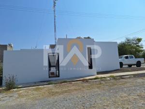 Casa en venta en Carlos de la Madrid, Villa de Álvarez — foto 3 de 27