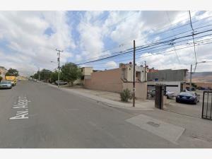 Casa en venta en El Laurel I, Tijuana — foto 2 de 11