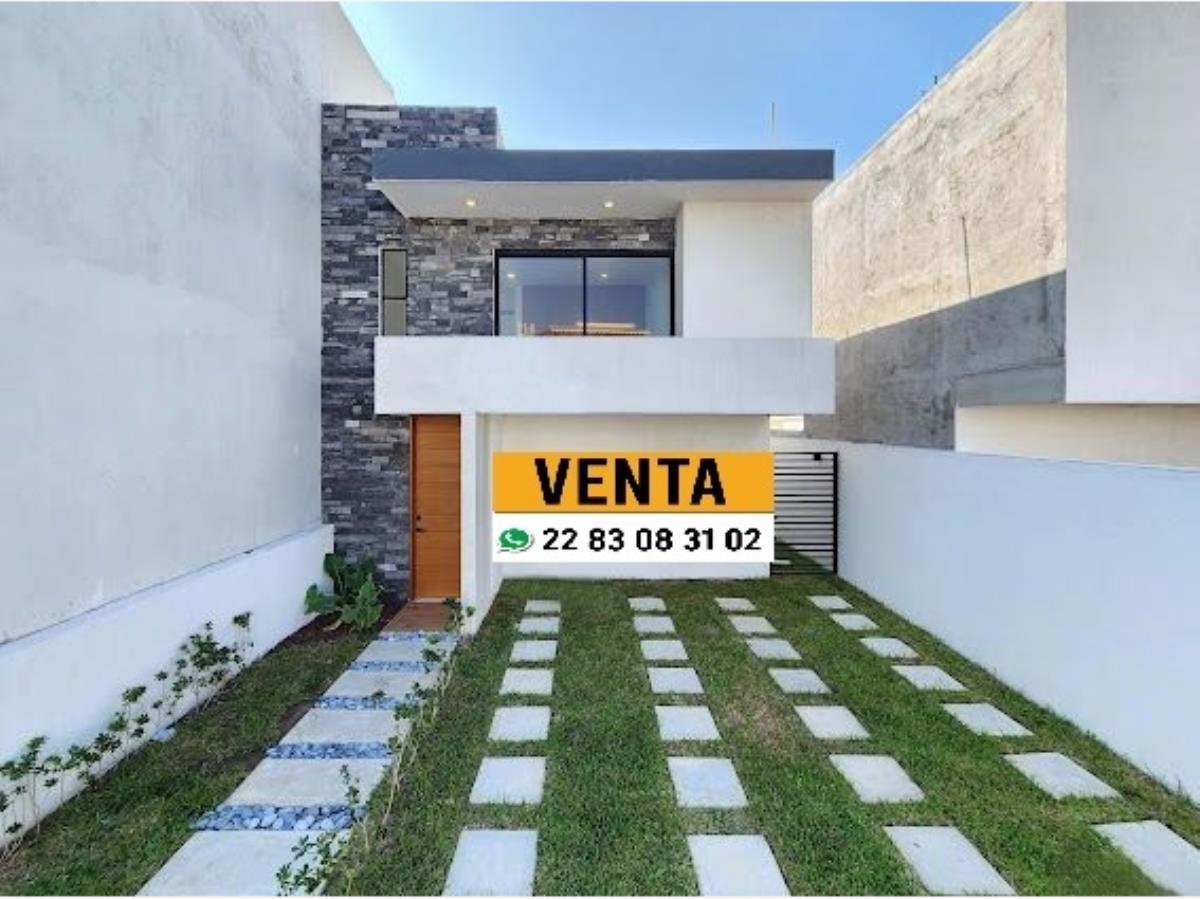 Casa en venta en Lomas de la Rioja, Alvarado — foto 1 de 17
