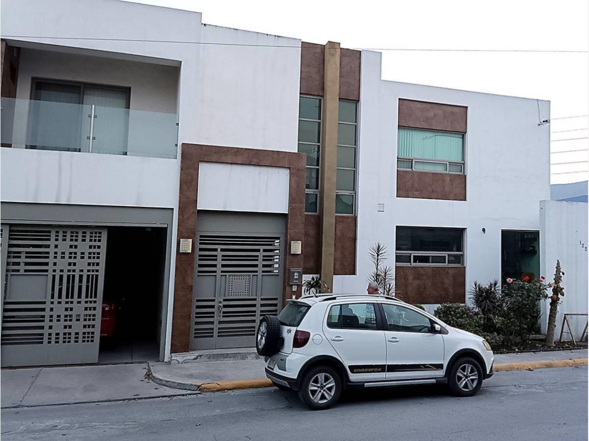 Casa en venta en Villas de Escobedo, General Escobedo — foto 1 de 19